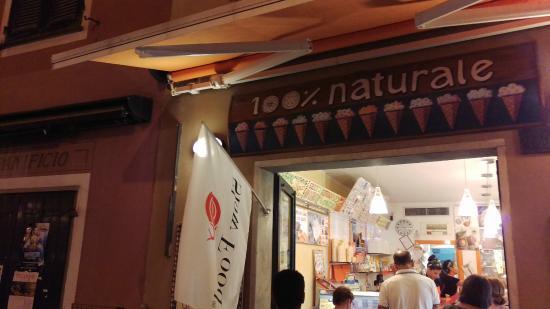 100% Naturale Gelateria Artigiana
