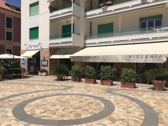 Bar Ristorante Ad Navalia