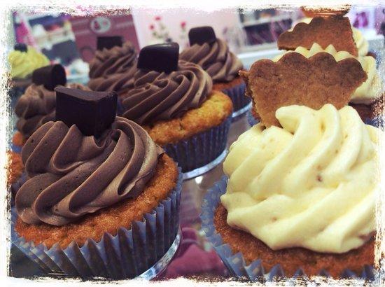 Valy Cakes & Tea Room