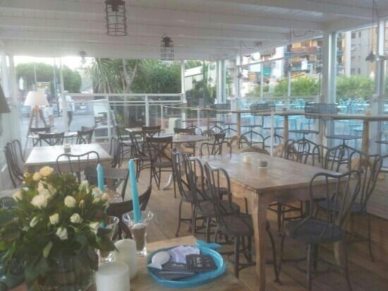 Bar Elios
