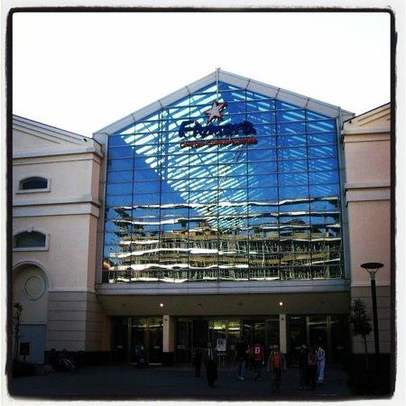 Centro Commerciale e Divertimenti Fiumara