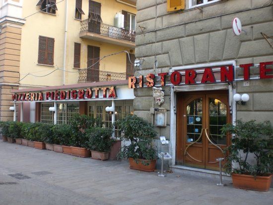 Pizzeria Ristorante Piedigrotta