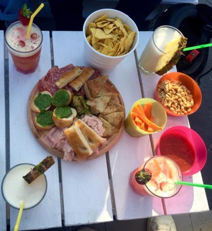 Vecchi Trogoli Beach Bar